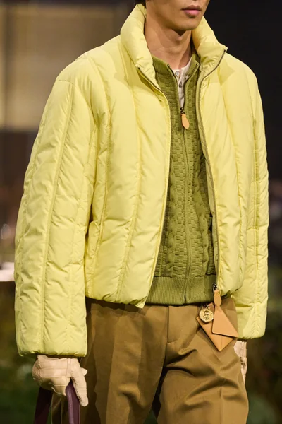 Look 68